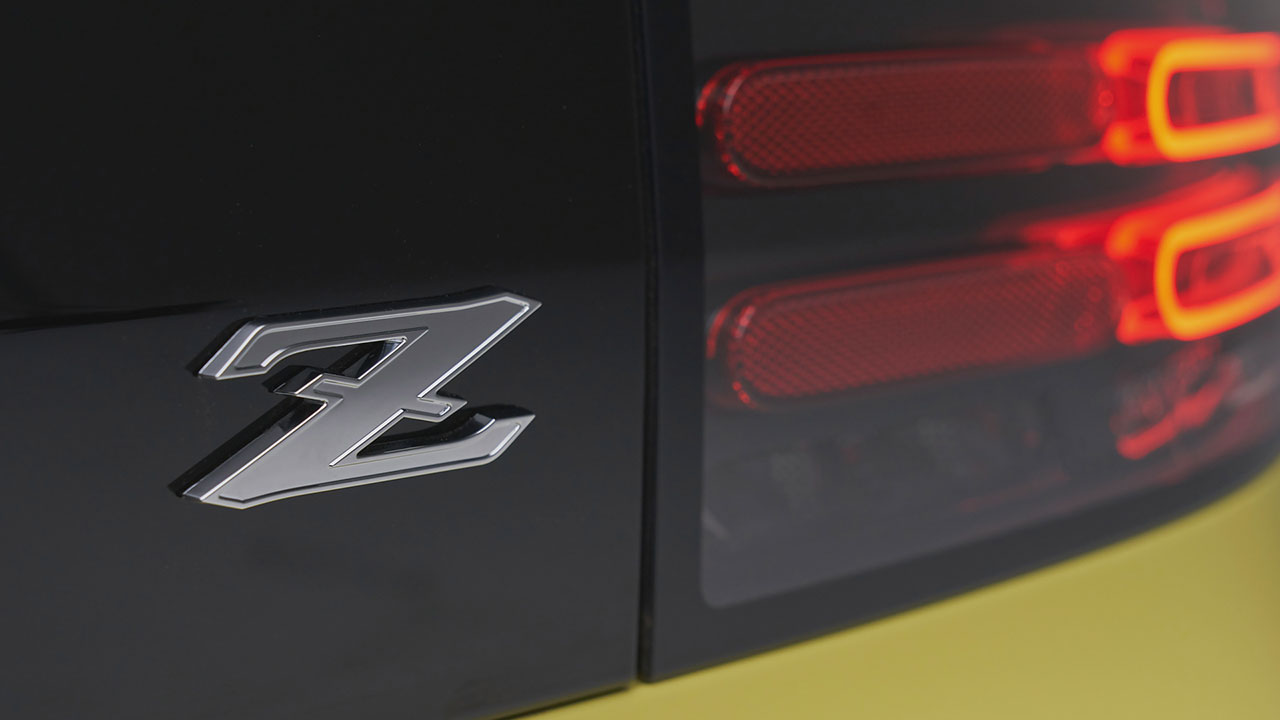 A Nissan Z logoja
